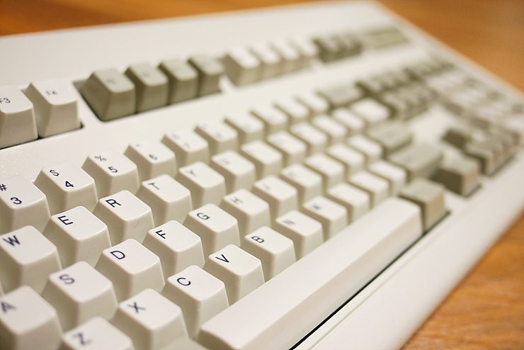 P1030002.jpg : [끌어올림] 신품 model M 으로 레드얼럿 2.0+2.1 과 또는 g80-3494 로 교환 원합니다.