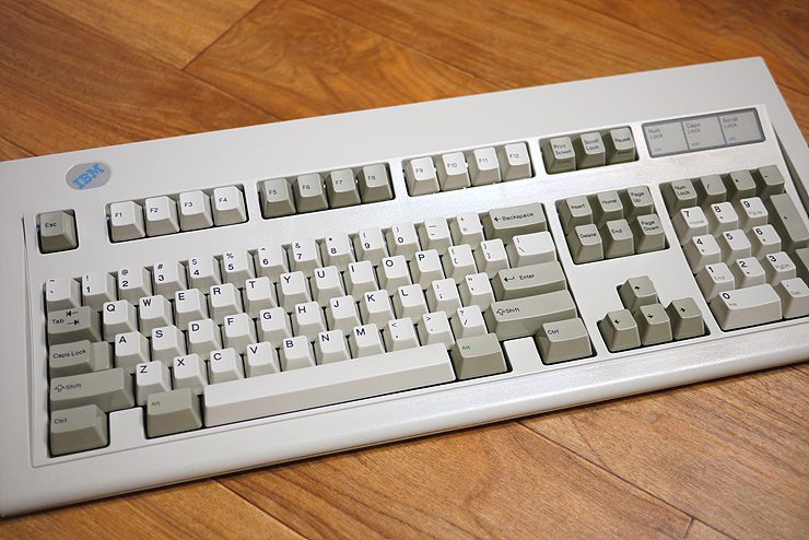 P1030001.jpg : [끌어올림] 신품 model M 으로 레드얼럿 2.0+2.1 과 또는 g80-3494 로 교환 원합니다.