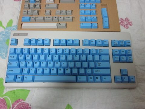 크기변환_8.JPG : 리얼포스 균등 화이트 + 블루키캡 1set 판매합니다