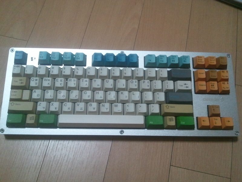 크기변환_2011-12-19 00.49.11.jpg : A.87 알루스킨 외 몇가지 판매합니다.