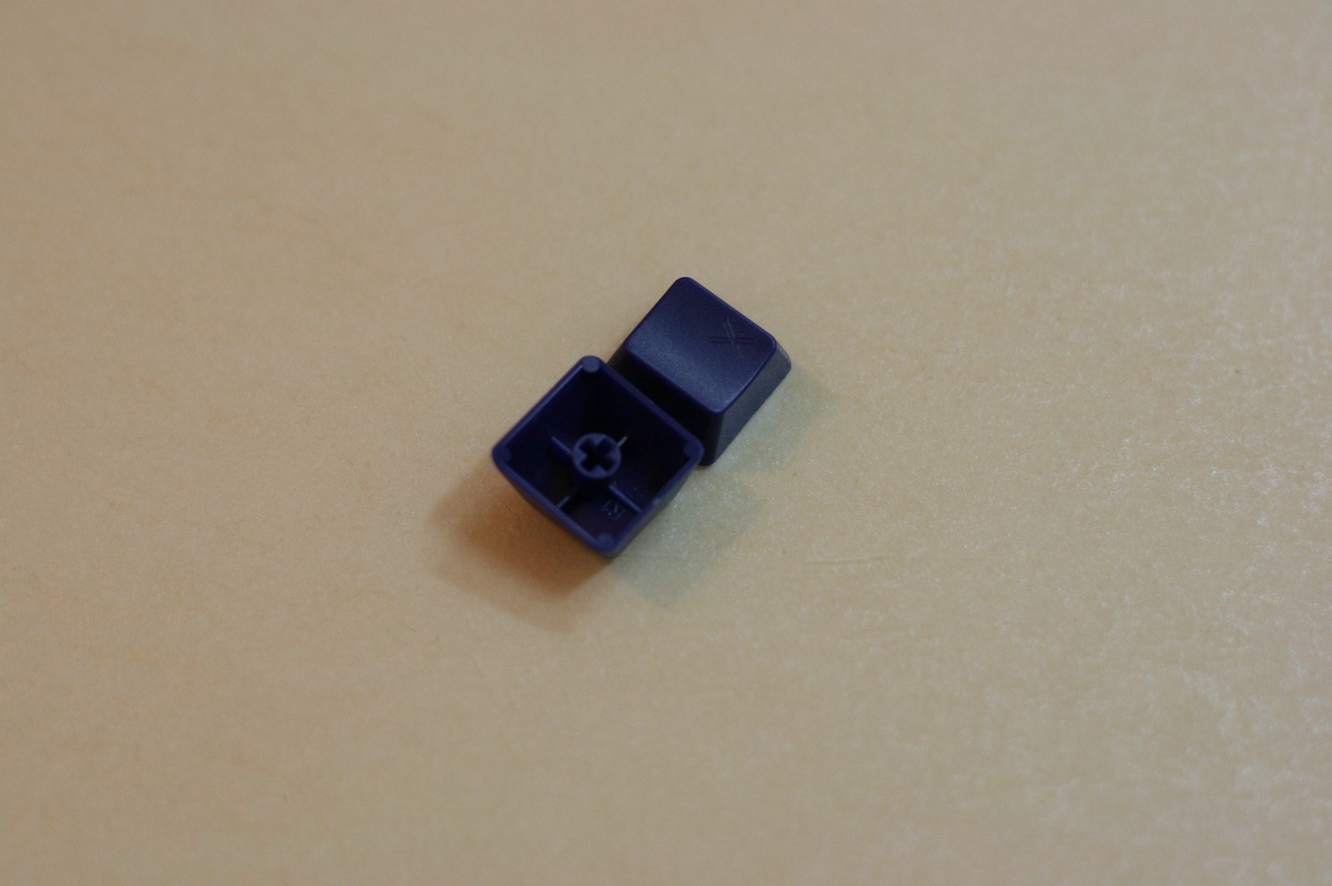 IMG_7404.JPG : FC200R 화이트 흑축 영문, 청음각 키캡, 무각 키캡