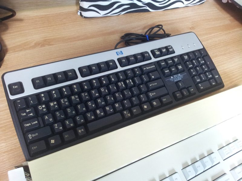 SK-2880 2.jpg : 각종 키보드 정리합니다. SK-2880 2.jpg : 각종 키보드 정리합니다.