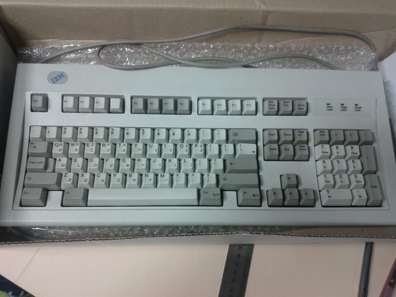 800_IMG_20120405_010957.jpg : IBM 모델M Model M 800_IMG_20120405_010957.jpg : IBM 모델M Model M