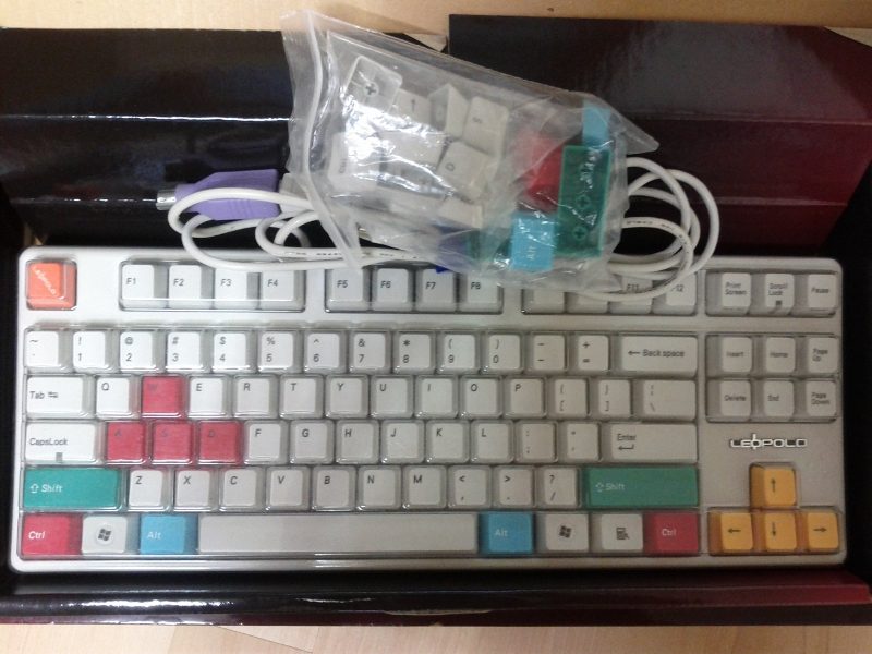 fc200r_brown_01.jpg