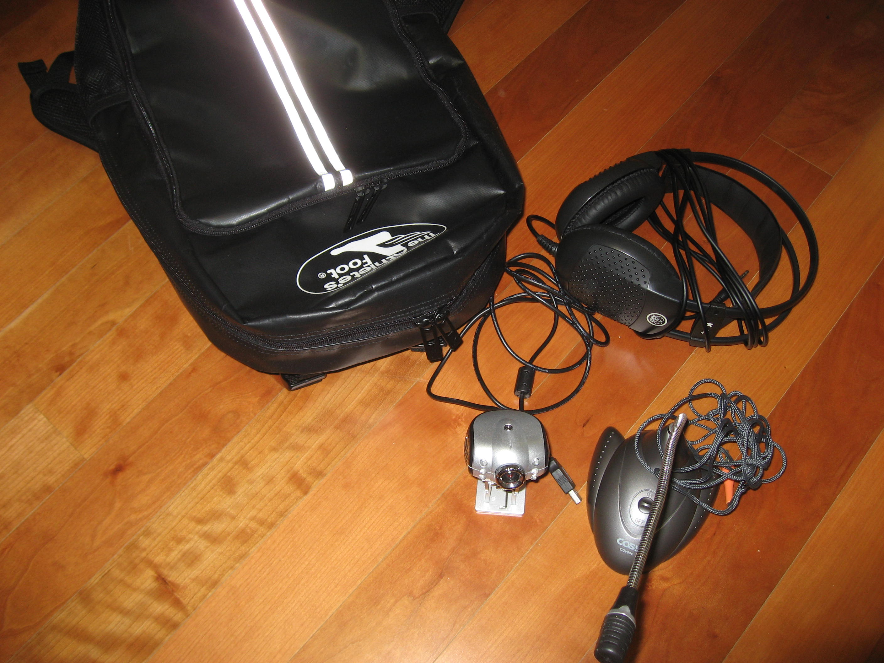 bag.jpg : AKG-44헤드폰外로 레이저나 로지텍 마우스 교환원합니다.