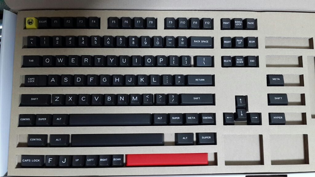 r4 dolch replica.jpg