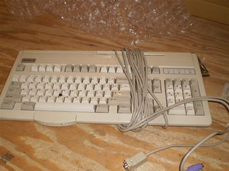 Desko_Ml4009.jpg