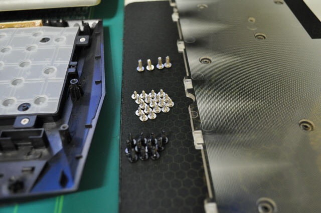 31 33screws.jpg