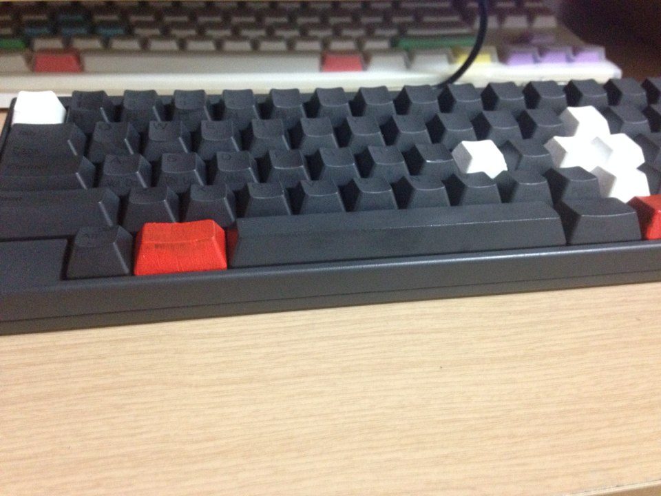 KakaoTalk_97eccf01e9918286.jpg : 키보드 청소 할겸+ 키보드에 낙서하기