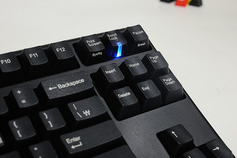 FC200R_led_keycap.jpg