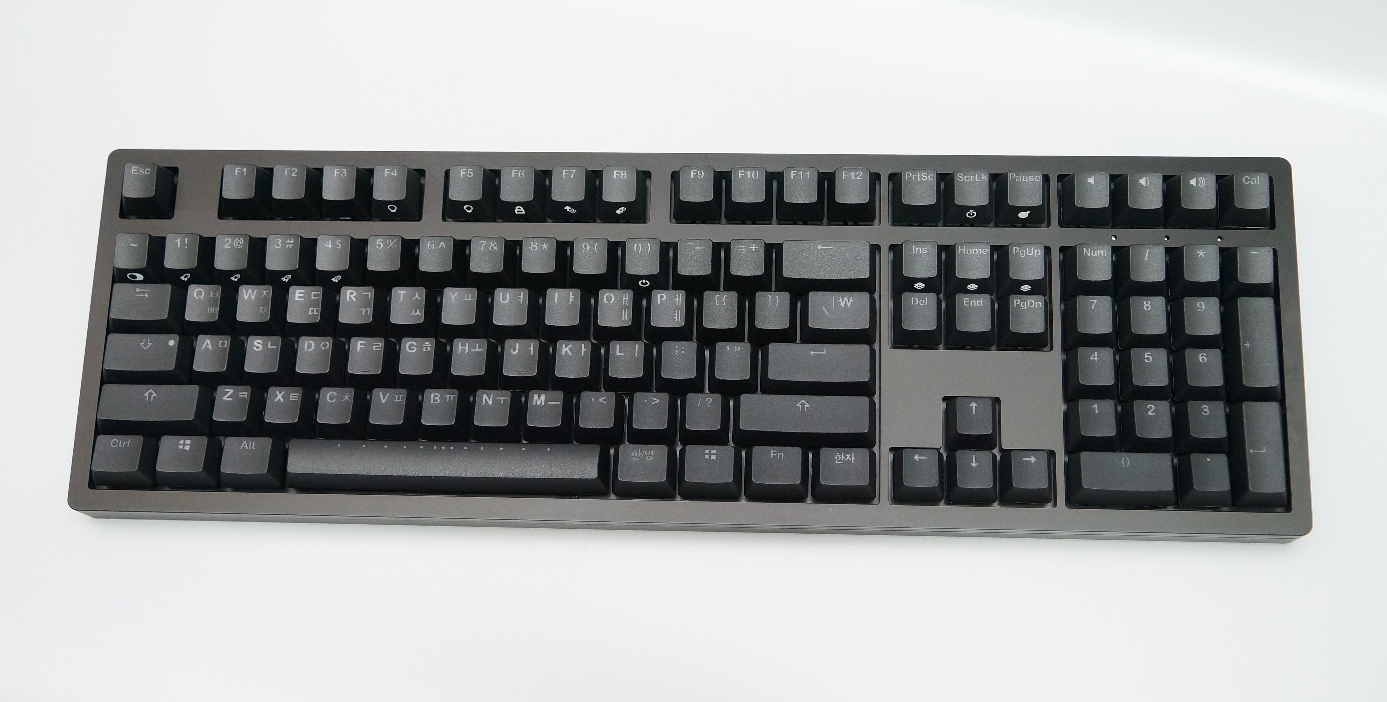black_full.jpg