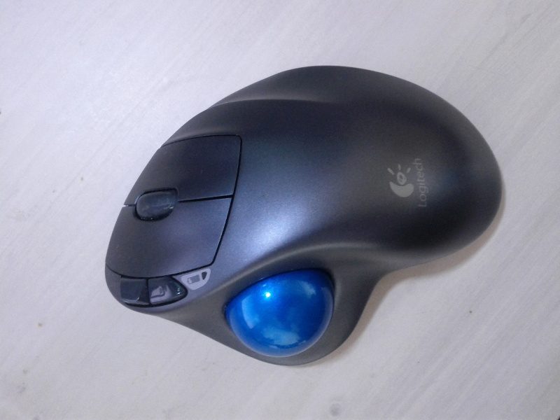 M570_up.jpg