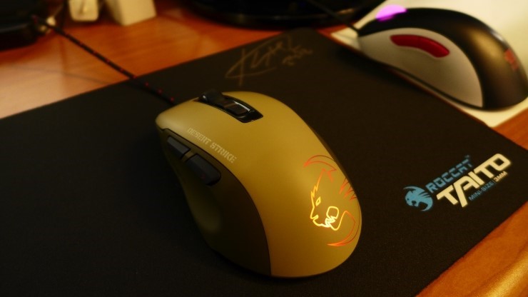 P1050095.jpg : ROCCAT 콘퓨어 밀리터리 지름샷 P1050095.jpg : ROCCAT 콘퓨어 밀리터리 지름샷