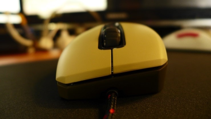 P1050082.jpg : ROCCAT 콘퓨어 밀리터리 지름샷 P1050082.jpg : ROCCAT 콘퓨어 밀리터리 지름샷
